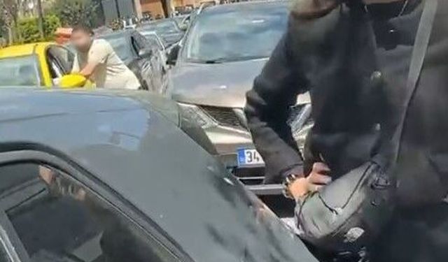 Şişli'de park yeri kavgası trafiği felç etti