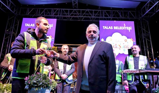 Talas Çiçek Şenliği'nde Grup Şantiye'den unutulmaz gece
