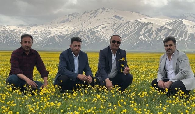 Yüksekova'da iki mevsim bir arada yaşanıyor