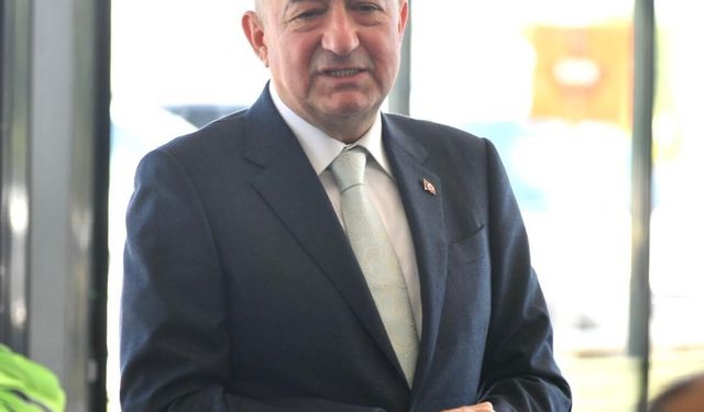 AK Partili Gider: 'Doğu Akdeniz'de, Kıbrıs'ta, Yunanistan'ın kendini göstermesi, İsrail'in kışkırtması ve desteklemesiyle biz de bir savaşın içine çekilmeye uğraşıyoruz'