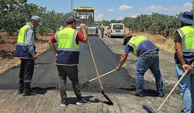 Araban'da sıcak asfalt çalışmaları devam ediyor