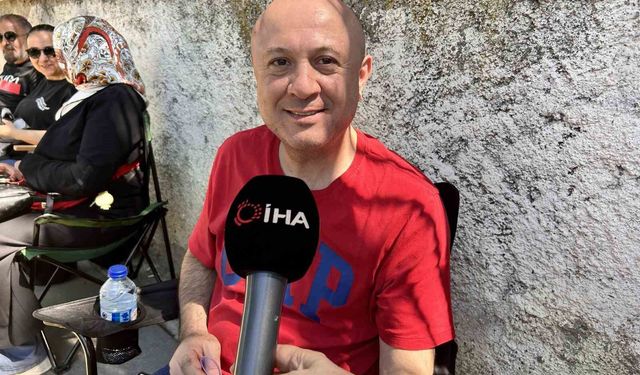 AYT sınavında ailelerin heyecanlı bekleyişi sürüyor