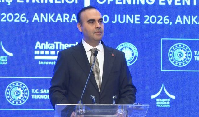 Bakan Kacır: 'Son 1 yılda sağlık endüstrisinde yatırıma teşvik belgesi düzenleyerek 70 milyar lira yatırımı harekete geçirdik'