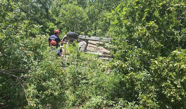 Bilecik'te sürücü ormanlık alana uçtu: 1 yaralı