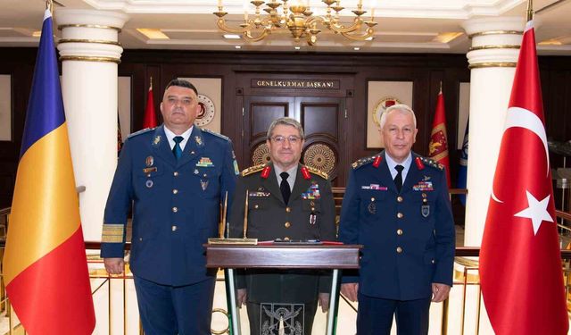 Genelkurmay Başkanı Orgeneral Bayraktaroğlu, Romanya Hava Kuvvetleri Komutanı Baraboi'yi kabul etti