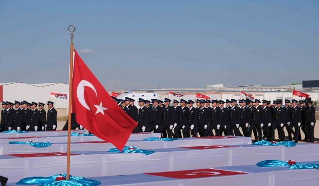 Karaman POMEM'de 409 polis adayı mezun oldu