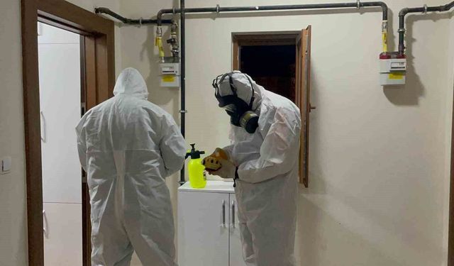 Karaman'da 6 katlı apartmanda böcek ilacı alarmı: Bina sakinleri tahliye edildi