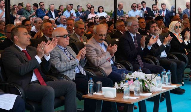 Karaman'da Ahmet Keleşoğlu Arkeoloji ve Etnografya Müzesi törenle açıldı