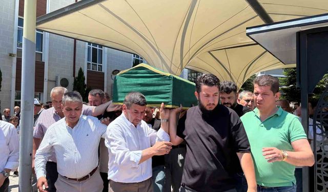 Kazada ölen 11 yaşındaki çocuğun ailesinden ihmal iddiası: 'Oraya hız kesici ya da uyarı işaretleri konulsaydı böyle kazalar olmazdı'