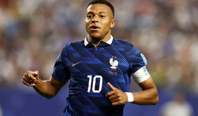 Mbappe ve Haaland golleriyle, ülkelerini son 32 turuna taşıdı