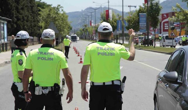 Ordu'da bir haftada 20 bine yakın araç ve sürücüsü denetlendi