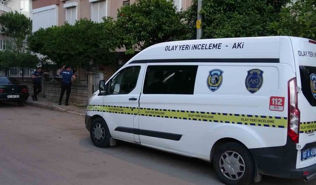 Rus turist bahçede ölü bulundu