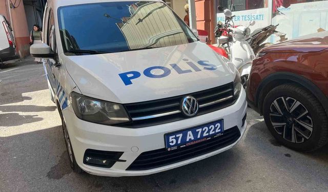 Sinop'ta 56 yaşındaki adam misafirliğe gittiği evde hayatını kaybetti