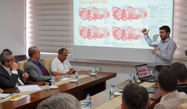 Sinop'ta demir yolu projesi için kritik toplantı