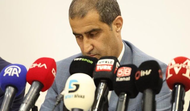 Sivasspor Divan Kurulu Üyesi İzgi'den kritik uyarı
