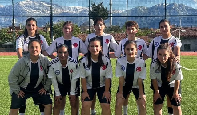 Sokaklar Bizim Turnuvasında şampiyon Gençler Gücü