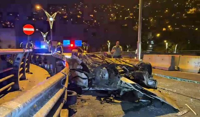 Takla atan araç hurda yığınına döndü: 19 yaşındaki sürücü ağır yaralandı