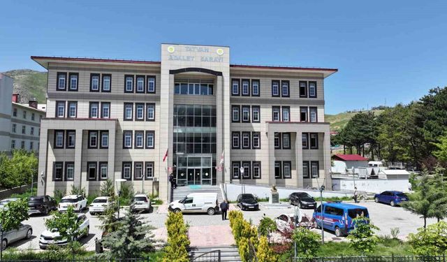 Tatvan merkezli uyuşturucu operasyonunda 13 tutuklama