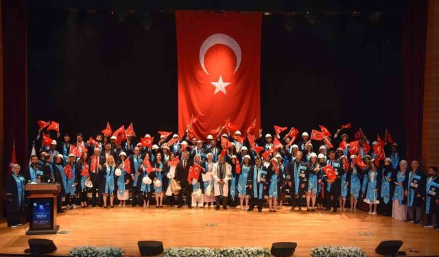 Tomarza Mustafa Akıncıoğlu MYO'da şed bağlama coşkusu