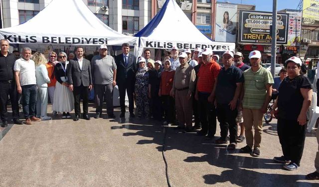 Toplum ve Ruh Sağlığı Merkezi'nin el sanatları sergisi açıldı