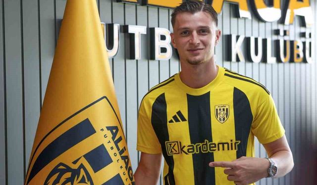 Aliağa FK'da bir imza, iki veda