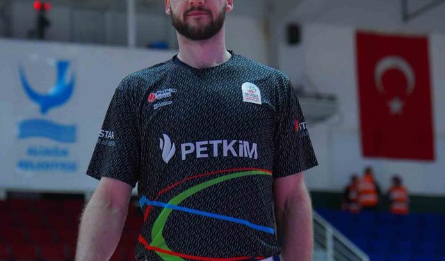 Aliağa Petkimspor'da Martynas Sajus ile yollar ayrıldı