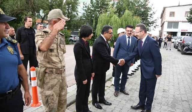Ardahan Valisi Yamlı görevine başladı