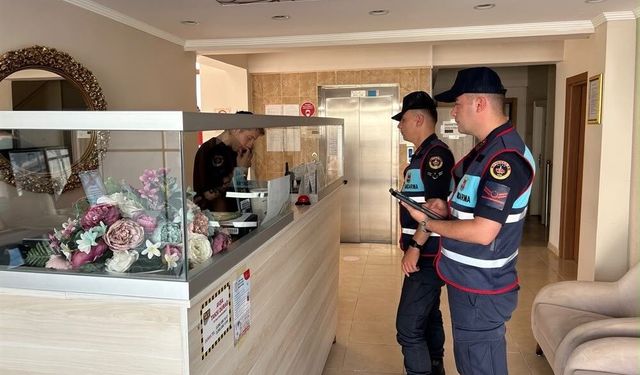Avşa Adası'nda huzur uygulaması: 22 aranan şüpheli yakalandı