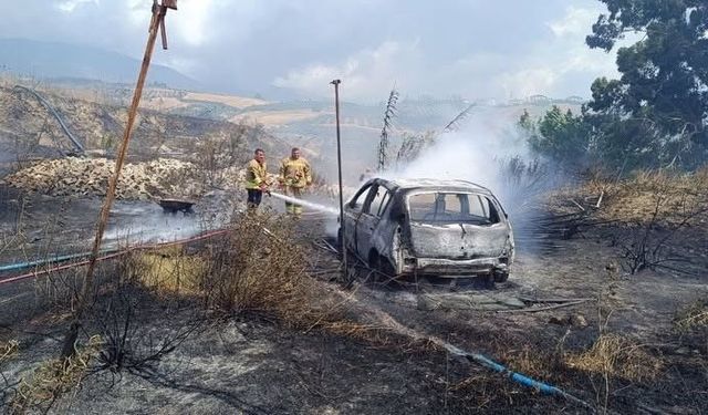 Bahçede başlayan yangında otomobil ve sera kullanılmaz hale geldi