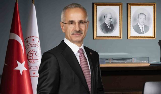 Bakan Uraloğlu: (İstanbul Kuzey Demir Yolu Geçişi Projesi) 'Hattın tamamlanmasıyla yılda 33 milyon yolcu ve 30 milyon ton yük taşınacağını öngörüyoruz'