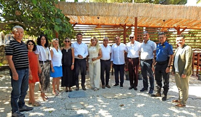 Çeşme Müftüsü Murat Yılmaz'a veda kahvaltısı