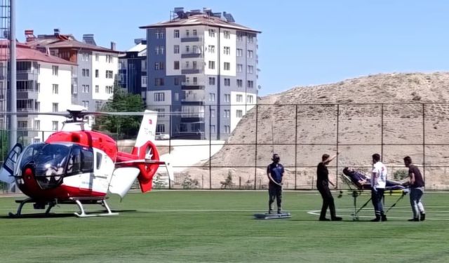 Darende'de mide kanaması geçiren hasta, hava ambulansla Malatya'ya sevk edildi