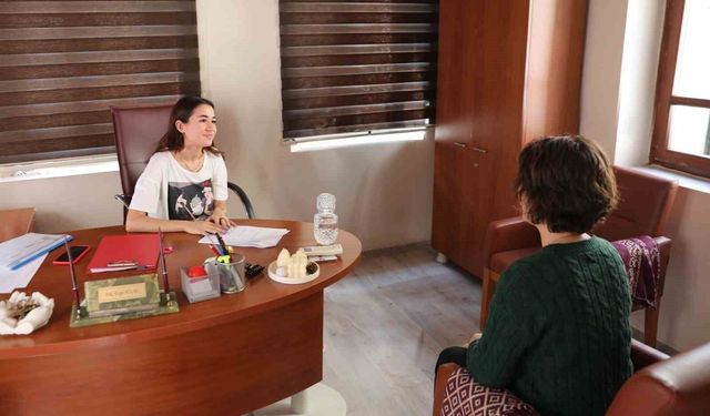 Efeler'de ücretsiz psikolojik danışmanlık hizmetine yoğun ilgi
