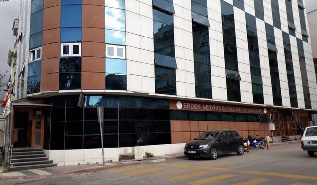 Erdek'te denize giren kadın kurtarılamadı