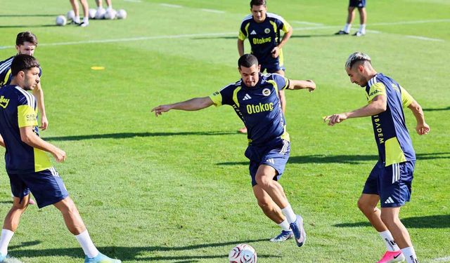 Fenerbahçe, Avusturya'daki hazırlıklarına devam etti