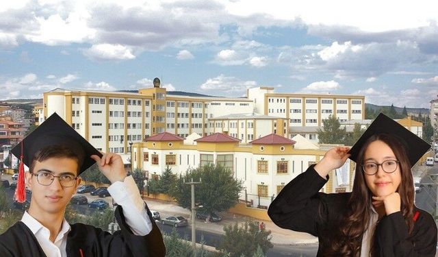 Gaziantep Kolej Vakfı'ndan YKS-AYT'de çifte Türkiye şampiyonluğu