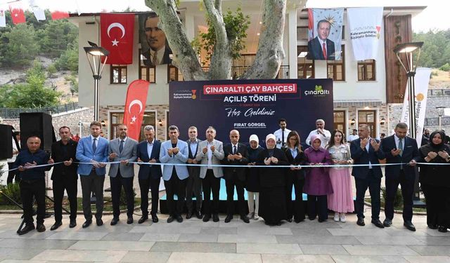 Kahramanmaraş Büyükşehir Belediyesi Çınaraltı Çay Bahçesi açıldı