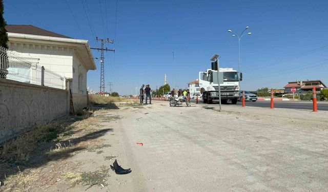 Karaman'da motosiklet sürücüsünün ağır yaralandığı kaza kamerada