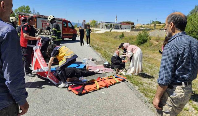 Kastamonu'da Tofaş marka otomobil takla attı: 3 yaralı
