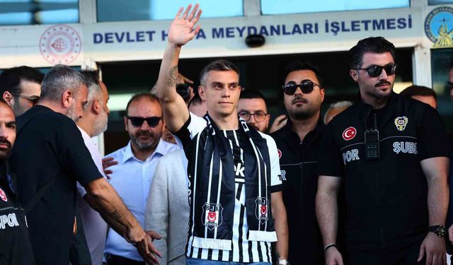 Leandro Trossard, Beşiktaş için İstanbul'a geldi