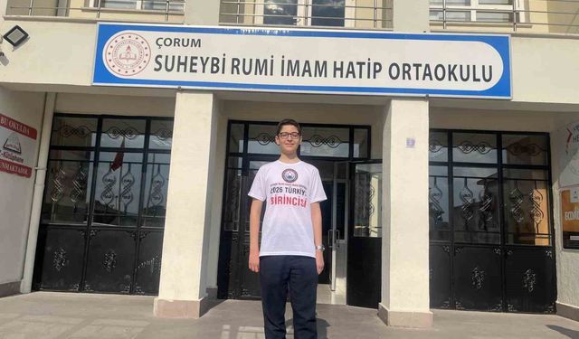 LGS'de Türkiye birincisi olan öğrenci: 'Sıkı ve dengeli bir şekilde çalışmaya özen gösterdim'