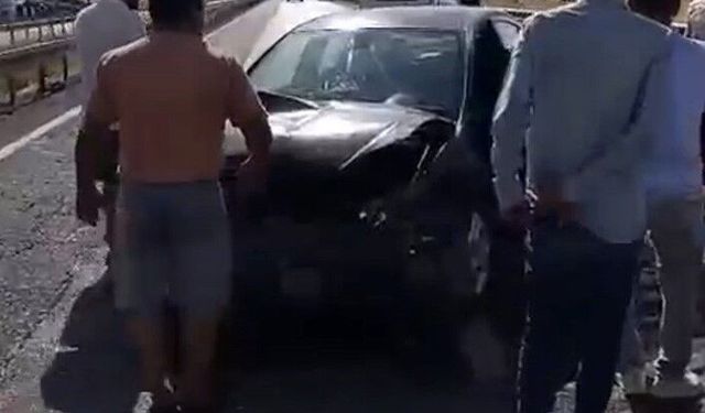 Mardin'de kamyonet ile otomobil çarpıştı: 1 yaralı