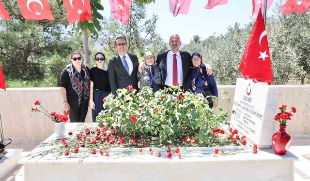 Menemen'de 15 Temmuz şehitleri dualarla anıldı