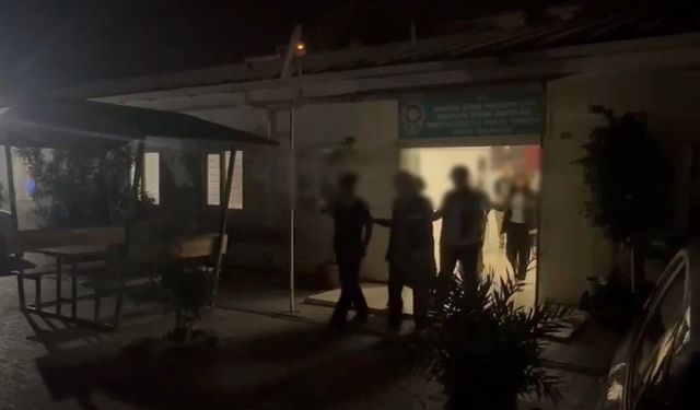 Mersin'de halk plajında hırsızlık yapan 5 şüpheli Osmaniye'de yakalandı