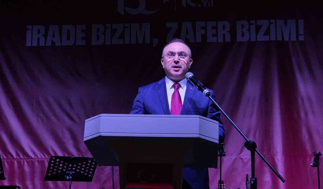 Meydanlar kırmızı beyaza büründü: Tekirdağ'da 15 Temmuz'da yüzlerce kişi tek yürek oldu