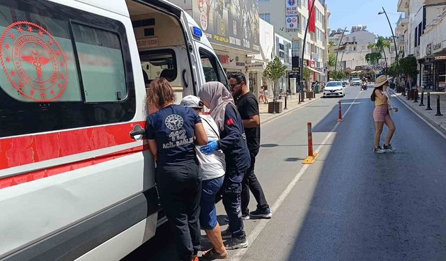 Motosikletiyle yayaya çarptı, trafik ekibini beklemeyip gitti