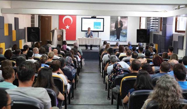 Muğla'da yönetici adayları geleceğe hazırlanıyor