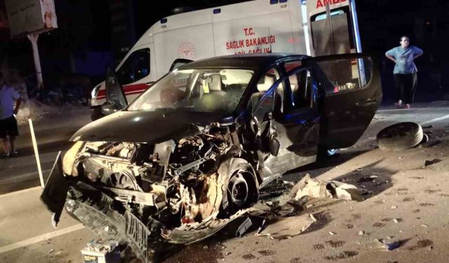Osmaniye'de 3 aracın karıştığı zincirleme kaza: 5 yaralı