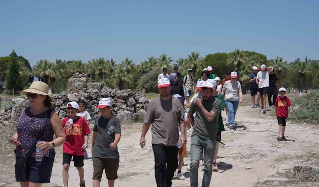 Satranç ustaları Pamukkale ve Hierapolis'e hayran kaldı