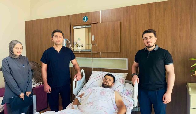 Siirt'te beton mikserine kaptırılan bacak başarılı ameliyatla kurtarıldı